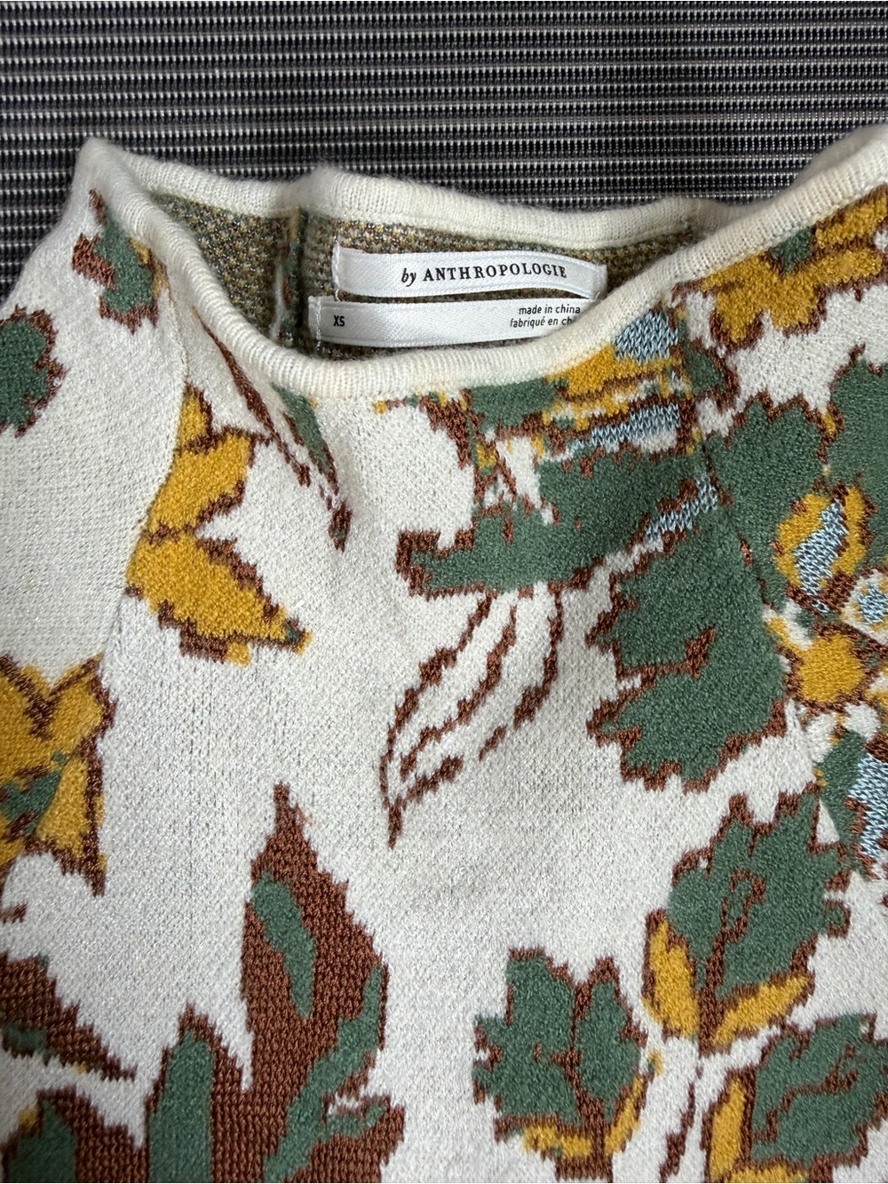 *never worn* Anthropologie sweater (size XS) - Picture 2 of 10